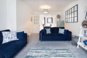 The Tardis 5 bedroom, 3 bathroom Oxford City Oasis with Free Parking